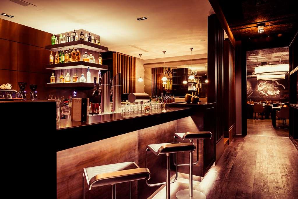 Saks Urban Design Hotel Kaiserslautern Restaurant photo